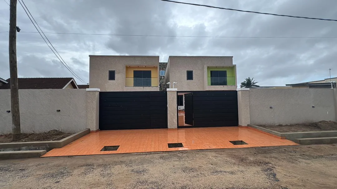 4 Bedroom Apartment for Sale in Accra
